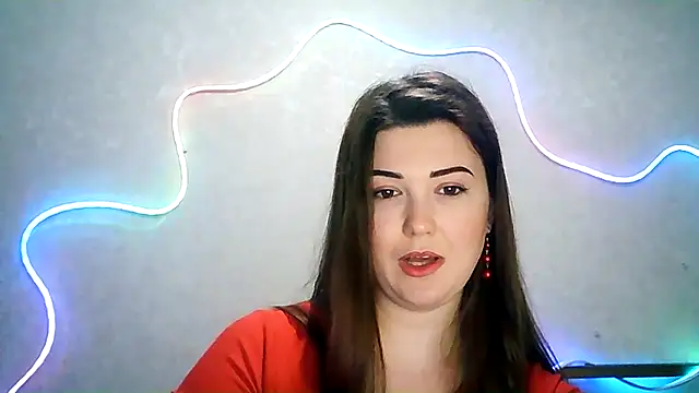 Snapshot of SeductiveTati chatting on 19, 9, 2025 SeductiveTati online show from 19, 9, 2025