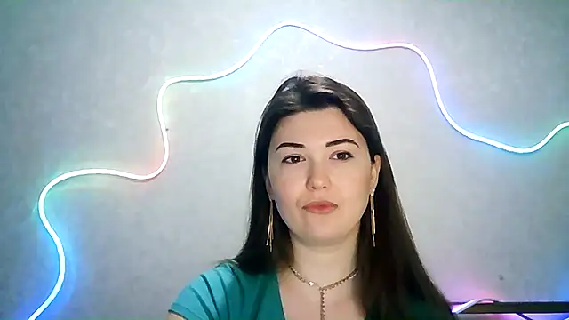 Snapshot of SeductiveTati chatting on 25, 9, 2025 SeductiveTati online show from 25, 9, 2025