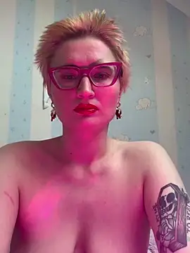 Charlotteeroseee online show from 9, 2, 2025