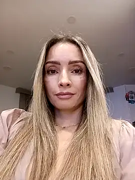 Loly Horny online show from 24, 4, 2026