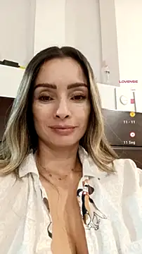 Loly Horny online show from 30, 6, 2026