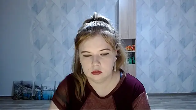 Melina Hot9 online show from 11, 11, 2025