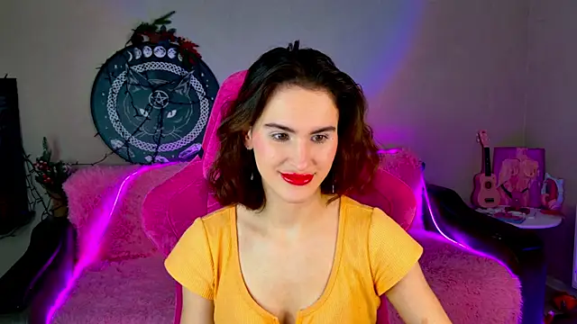 FridaCure online show from 6, 2, 2025