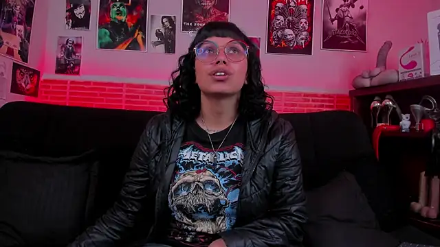 lilith-deveraux online show from 18, 9, 2025