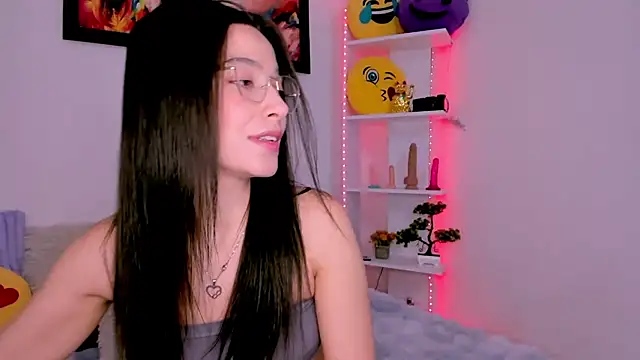 Manuelaa mejiia online show from 6, 10, 2025