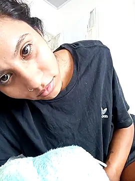 Karii-R online show from 17, 11, 2025