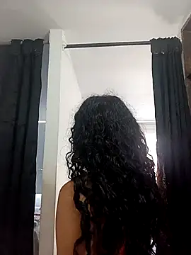 Karii-R online show from 14, 4, 2026