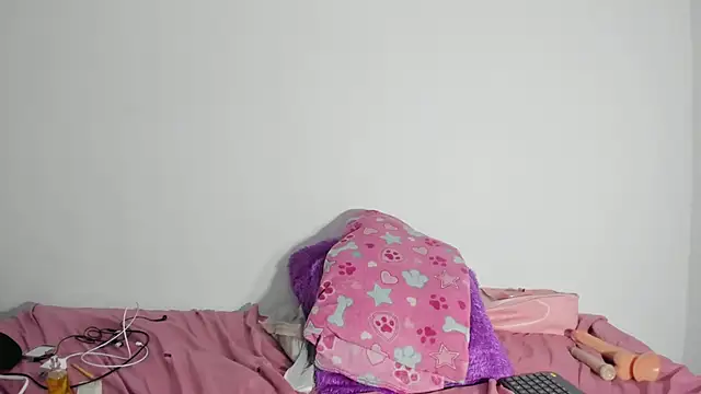 Arantza Hill online show from 16, 2, 2025