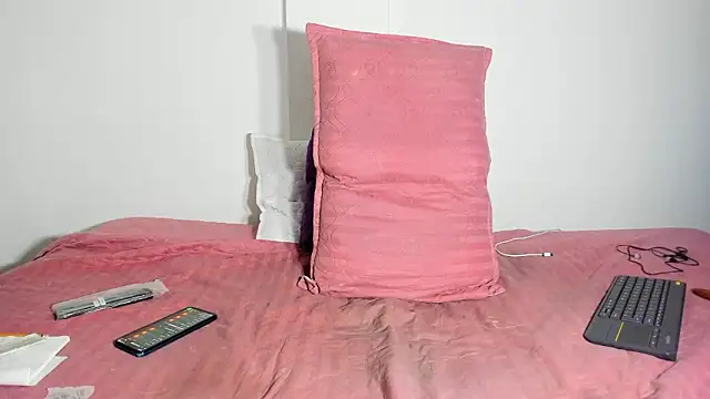 Arantza Hill online show from 31, 1, 2026