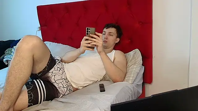 Snapshot of NicoDavisHere chatting on 3, 7, 2026 NicoDavisHere online show from 3, 7, 2026