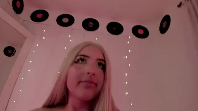  dahian14  online show from 20, 10, 2025