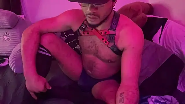 Snapshot of KySir1990 chatting on 2, 11, 2025 KySir1990 online show from 2, 11, 2025