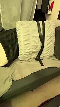 Snapshot of KySir1990 chatting on 21, 11, 2025 KySir1990 online show from 21, 11, 2025