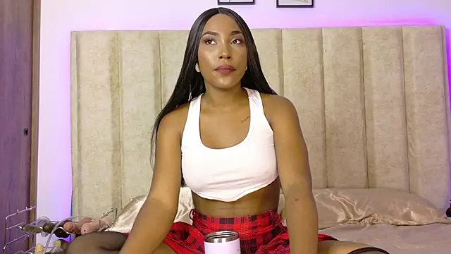 Snapshot of CiiaraRose chatting on 11, 3, 2025 CiiaraRose online show from 11, 3, 2025