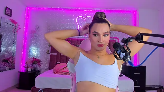 KylieVictoria online show from 12, 3, 2025