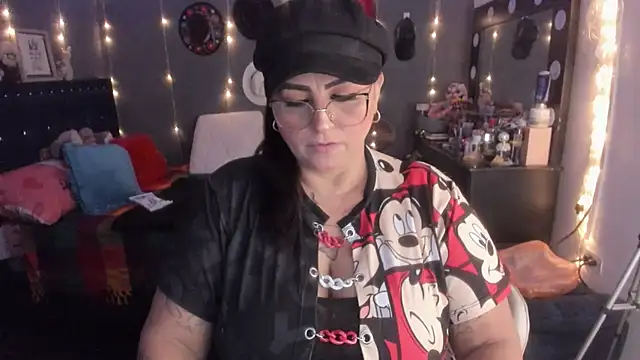 Ivonnee   online show from 16, 3, 2025