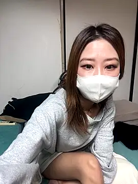 Snapshot of ayu0009rrr chatting on 2, 12, 2025 ayu0009rrr online show from 2, 12, 2025