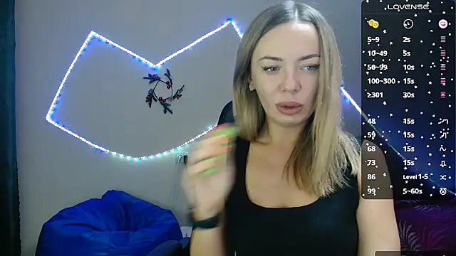 Snapshot of Daria_Spring chatting on 20, 2, 2025 Daria Spring online show from 20, 2, 2025
