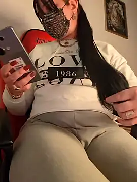 Snapshot of Lina_lolo chatting on 16, 12, 2025 Lina lolo online show from 16, 12, 2025