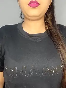 Snapshot of Shanaya_Hotty chatting on 14, 10, 2025 Shanaya Hotty online show from 14, 10, 2025