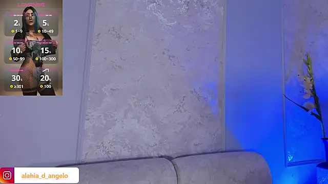 Snapshot of Alahia_Dangelo chatting on 10, 7, 2026 Alahia Dangelo online show from 10, 7, 2026