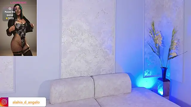 Snapshot of Alahia_Dangelo chatting on 12, 7, 2026 Alahia Dangelo online show from 12, 7, 2026