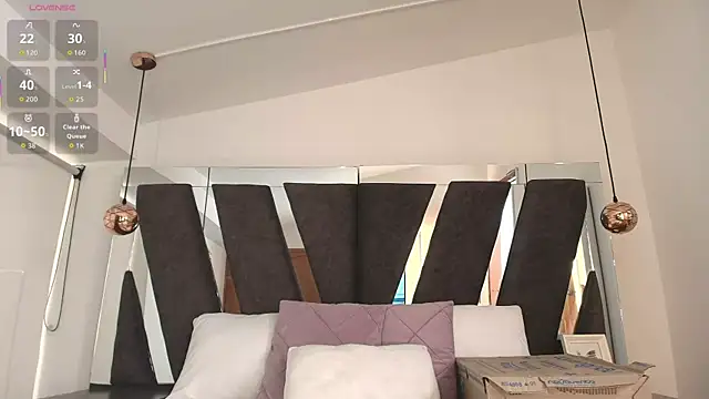 Snapshot of Milkdulce1 chatting on 25, 10, 2025 Milkdulce1 online show from 25, 10, 2025