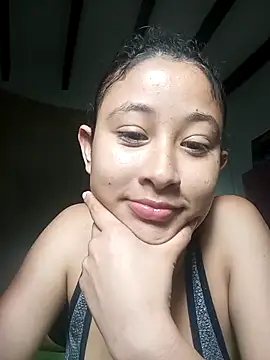 Snapshot of Milkdulce1 chatting on 4, 12, 2025 Milkdulce1 online show from 4, 12, 2025