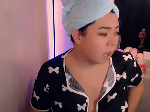 Nathalie Heartxoxo69 online show from 23, 3, 2026