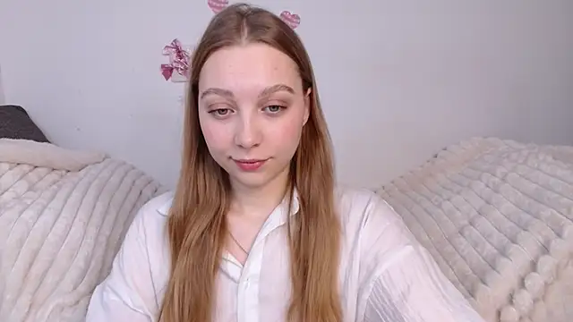 bellaa love  online show from 13, 3, 2026