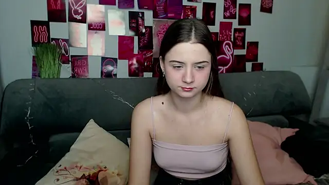 Snapshot of MilanaRoza chatting on 16, 10, 2025 MilanaRoza online show from 16, 10, 2025