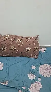 XSanaya online show from 6, 2, 2025