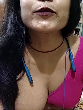 yoursweety09 online show from 11, 3, 2026