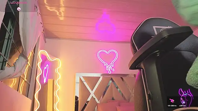 Laylafoxy tay online show from 24, 10, 2025