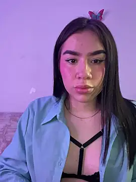 Snapshot of Im_Valen_Cute chatting on 30, 12, 2024 Im Valen Cute online show from 30, 12, 2024