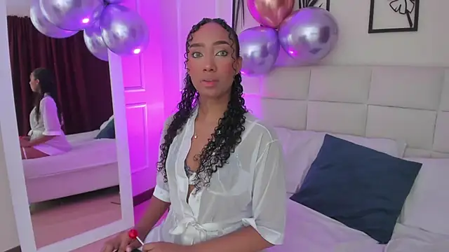 Snapshot of Amber__Sanchez chatting on 18, 1, 2025 Amber  Sanchez online show from 18, 1, 2025