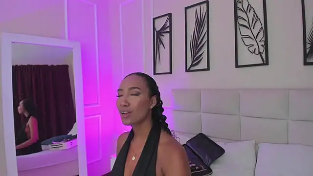 Snapshot of Amber__Sanchez chatting on 24, 1, 2025 Amber  Sanchez online show from 24, 1, 2025