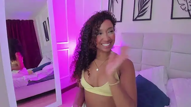 Snapshot of Amber__Sanchez chatting on 29, 1, 2025 Amber  Sanchez online show from 29, 1, 2025