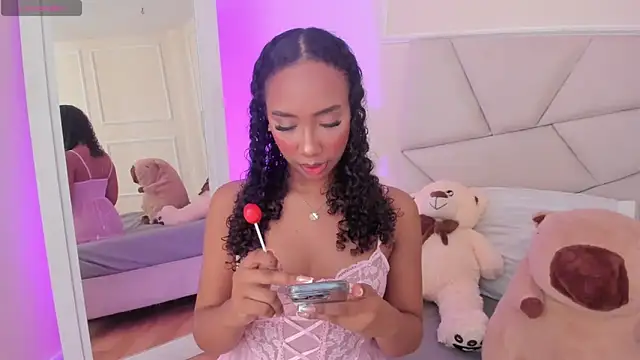 Snapshot of Amber__Sanchez chatting on 18, 3, 2025 Amber  Sanchez online show from 18, 3, 2025