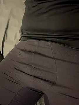 Dan8736 online show from 10, 10, 2025