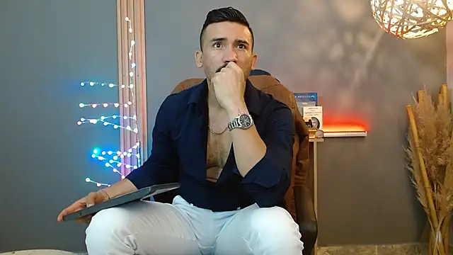 Reiko 85  online show from 18, 2, 2026