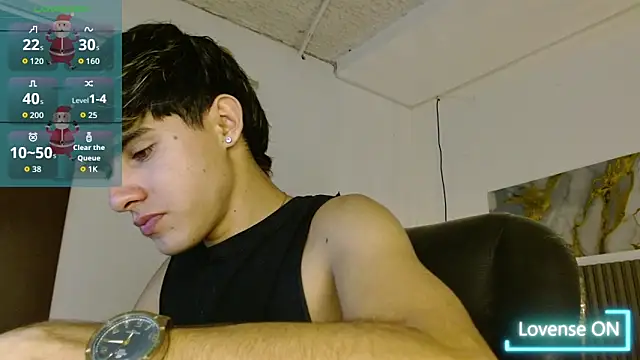 Snapshot of Dyla_n18 chatting on 18, 12, 2025 Dyla n18 online show from 18, 12, 2025