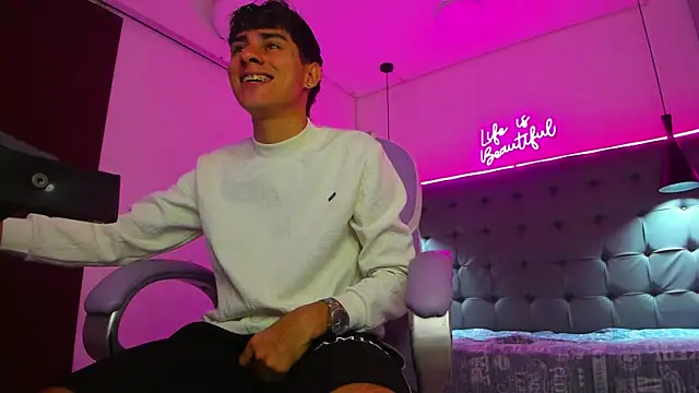 Snapshot of Dyla_n18 chatting on 10, 1, 2026 Dyla n18 online show from 10, 1, 2026