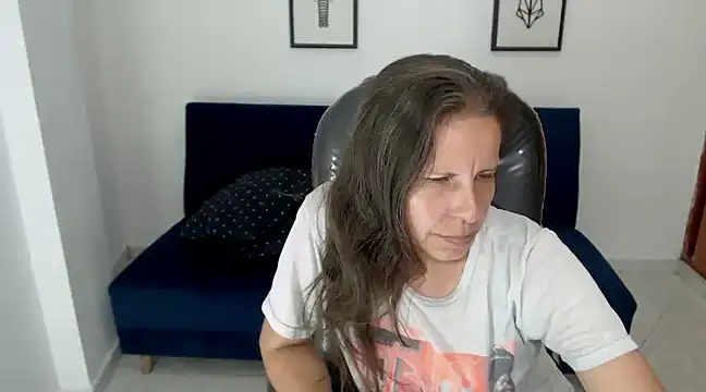 Snapshot of Milf_karlye chatting on 18, 12, 2024 Milf karlye online show from 18, 12, 2024