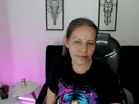 Snapshot of Milf_karlye chatting on 7, 2, 2025 Milf karlye online show from 7, 2, 2025