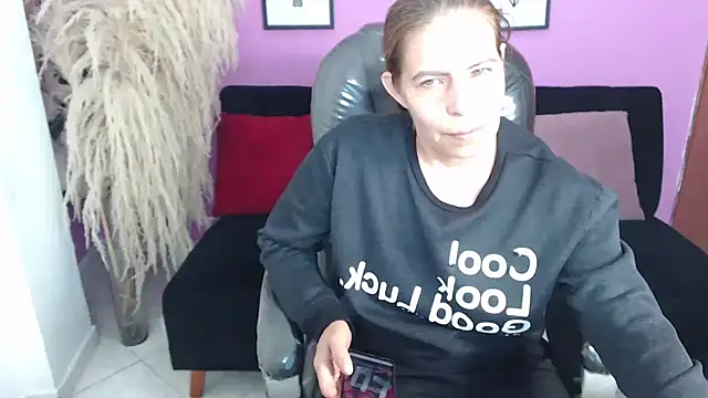 Snapshot of Milf_karlye chatting on 20, 9, 2025 Milf karlye online show from 20, 9, 2025