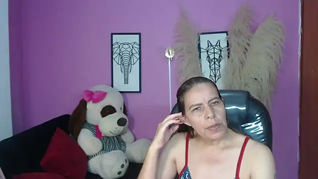 Snapshot of Milf_karlye chatting on 12, 10, 2025 Milf karlye online show from 12, 10, 2025