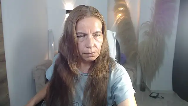 Milf karlye online show from 18, 1, 2026