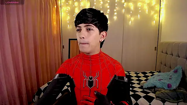 teobowny  online show from 15, 12, 2024