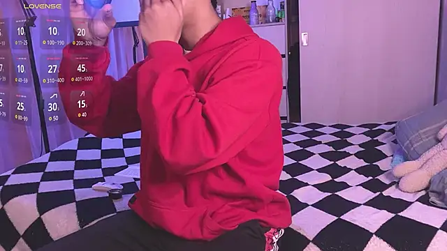 teobowny  online show from 3, 2, 2025